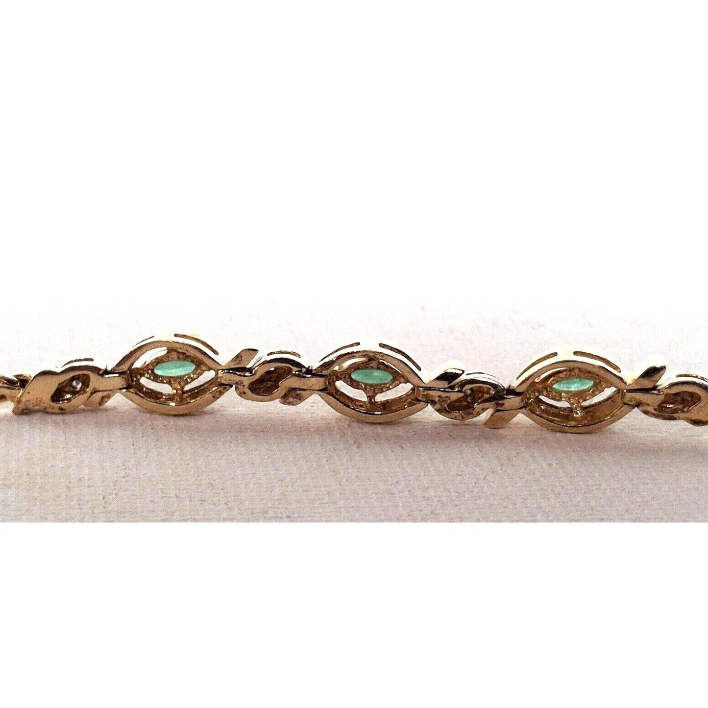 925 STERLING SILVER  EMERALD  AND DIAMOND  BRACELET SKY