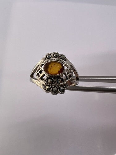 925 Sterling Silver Amber & Marcasite Ring Size 7