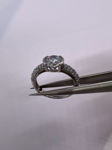 925 Sterling Silver CZ Ring Size 6.5