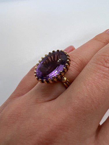 14K Yellow Gold & Amethyst Ring Size 5.5