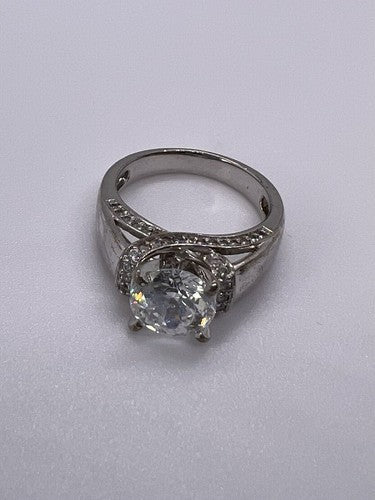 925 Sterling Silver CZ Ring Size 5.5