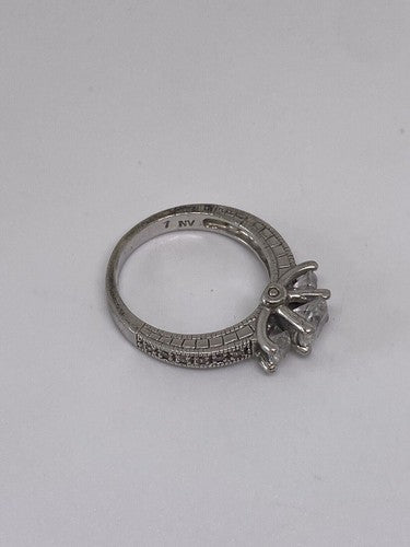 925 Sterling Silver CZ Ring Size 7
