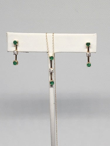 10K YELLOW GOLD EMERALD & DIAMOND EARRINGS & NECKLACE  SET