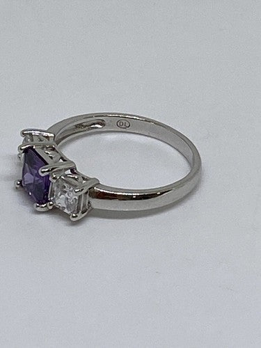 925 Sterling Silver CZ Ring Size 8