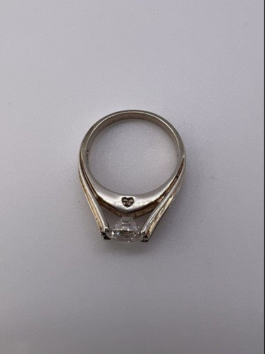 925 Sterling Silver & CZ Ring Size 6.5