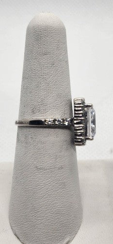 925 Sterling Silver CZ Ring Size 7