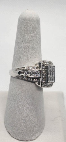 925 Sterling Silver CZ Ring Size 7.5