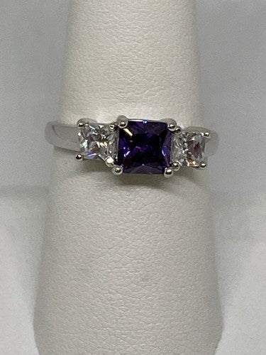 925 Sterling Silver CZ Ring Size 8