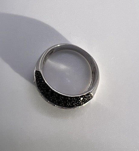 925 Sterling Silver Black & White Spinel Ring Size 6