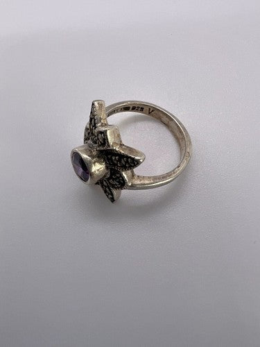 925 Sterling Silver Amethyst & Marcasite Ring Size 5