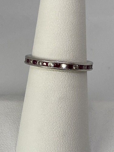 925 Sterling Silver Red & White CZ Band Ring Size 7