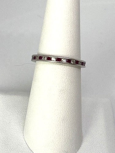 925 Sterling Silver Red & White CZ Band Ring Size 7