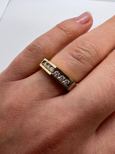 14K Yellow Gold & Colorless Sapphire Ring Size 5.5