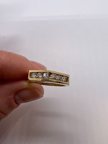 14K Yellow Gold & Colorless Sapphire Ring Size 5.5