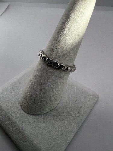 925 Sterling Silver & CZ Ring Size 7