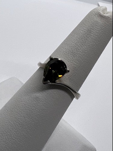 925 Sterling Silver CZ Ring Size 6.5
