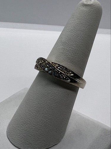 925 Sterling Silver & CZ Ring Size 7.5