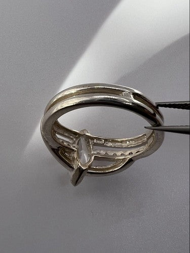 925 Sterling Silver CZ Ring Size 7.5