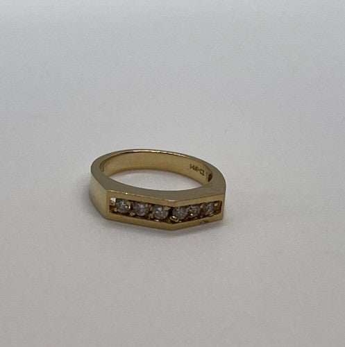 14K Yellow Gold & Colorless Sapphire Ring Size 5.5