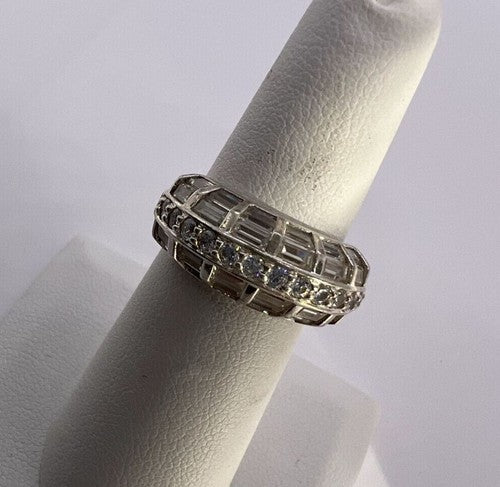 925 Sterling Silver & CZ Ring Size 5