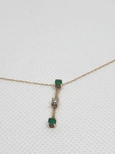 10K YELLOW GOLD EMERALD & DIAMOND EARRINGS & NECKLACE  SET