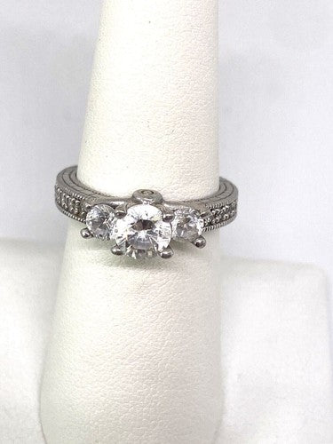 925 Sterling Silver CZ Ring Size 7