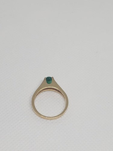 14K Yellow Gold Emerald & Diamonds Ring Size 5.5