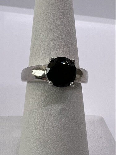 925 Sterling Silver Garnet Ring Size 6