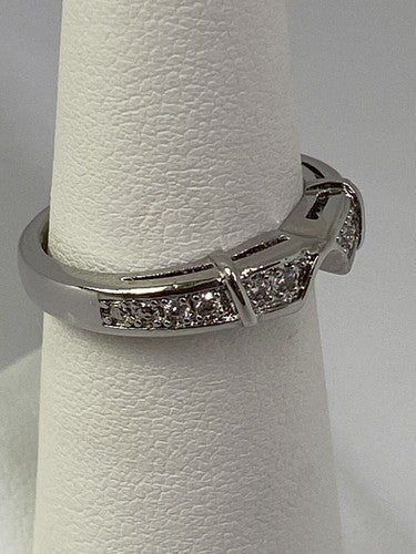 925 Sterling Silver CZ Ring Size 5.5