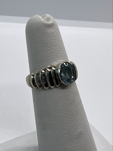925 Sterling Silver & Blue Topaz Ring Size 5