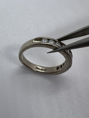 925 Sterling Silver CZ Ring Size 7