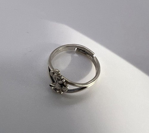 925 Sterling Silver & Walt Disney Prods.sis Ring Size 5
