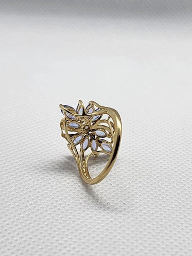 14K Yellow Gold Tanzanite & Diamond Flower Ring Size 5.5