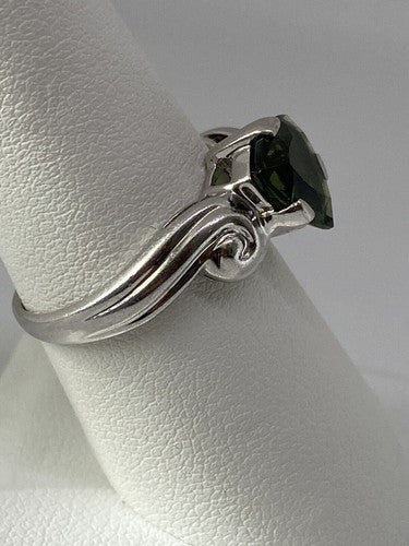 925 Sterling Silver CZ Ring Size 7.75