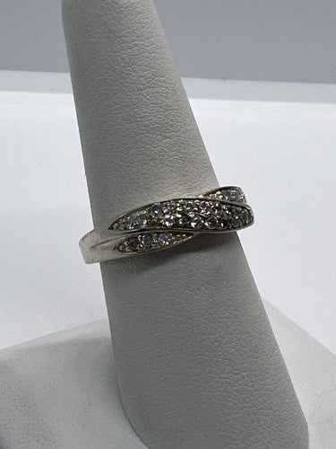 925 Sterling Silver & CZ Ring Size 7.5