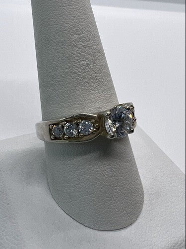 925 Sterling Silver & CZ Ring Size 9.5