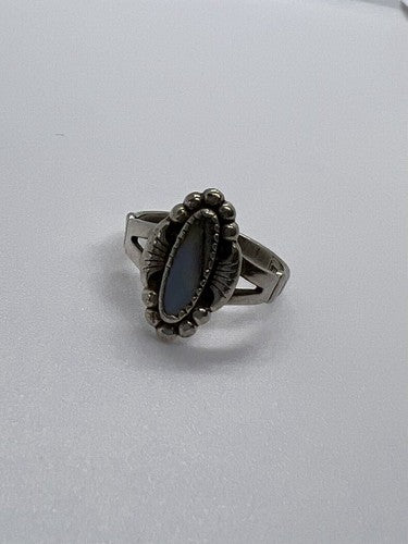 Vintage 925 Sterling Silver Mother Of Pearl Ring Size 5.5