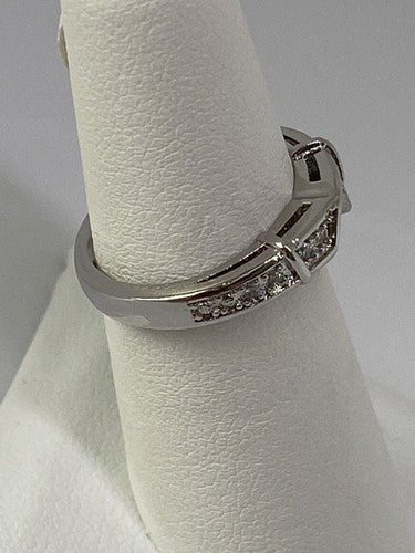 925 Sterling Silver CZ Ring Size 5.5