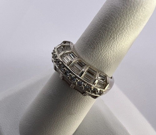925 Sterling Silver & CZ Ring Size 5
