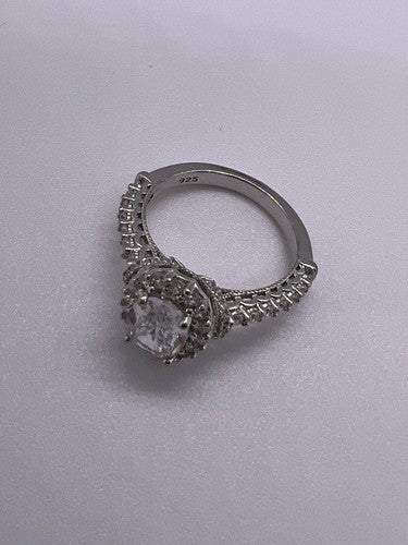 925 Sterling Silver CZ Ring Size 5.5