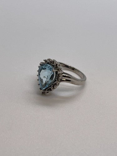 14K White Gold Topaz & Diamonds Ring Size 6