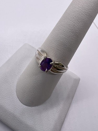 925 Sterling Silver Amethyst Ring Size 8