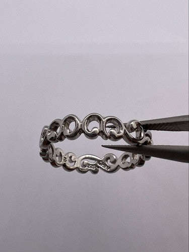 925 Sterling Silver Wave Band Ring Size 8