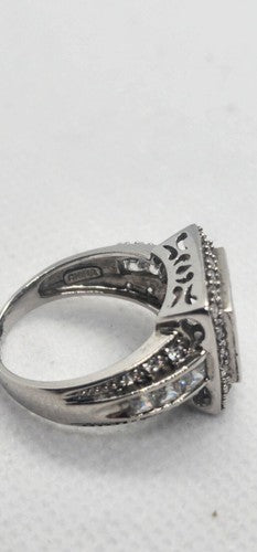 925 Sterling Silver CZ Ring Size 7.5