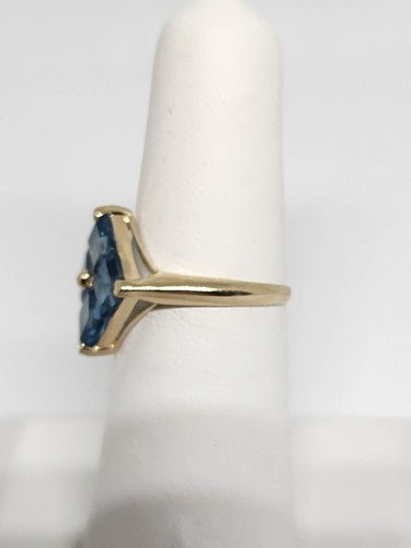 10K Yellow Gold & Topaz Ring Size 5
