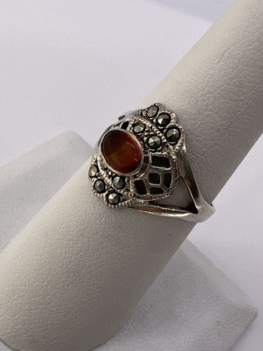 925 Sterling Silver Amber & Marcasite Ring Size 7