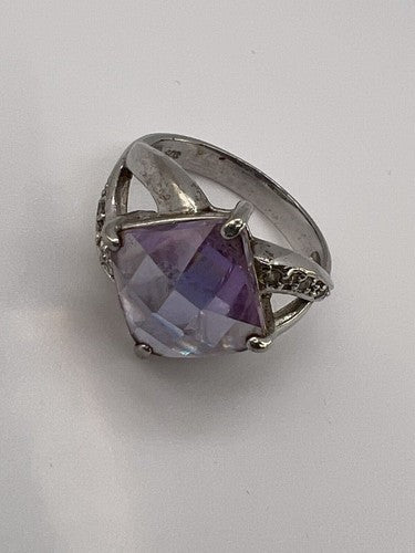 925 Sterling Silver Purple CZ Ring Size 6.5