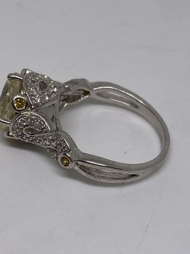 925 Sterling Silver CZ Ring Size 8.75