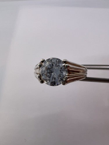 925 Sterling Silver & CZ Ring Size 6.5