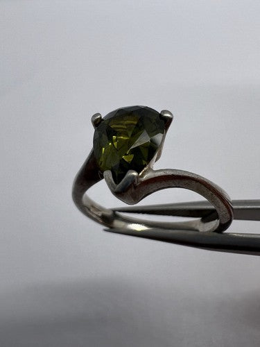 925 Sterling Silver CZ Ring Size 6.5